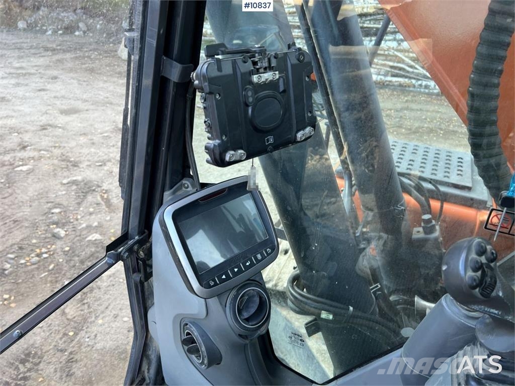 Doosan DX235NLC-5 with Excavation System Roomikekskavaatorid