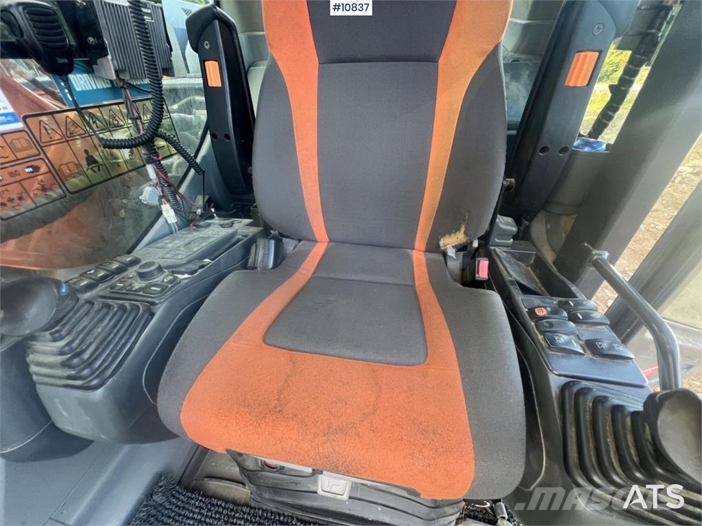 Doosan DX235NLC-5 with Excavation System Roomikekskavaatorid