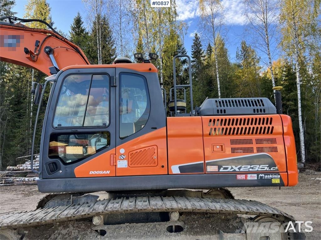 Doosan DX235NLC-5 with Excavation System Roomikekskavaatorid