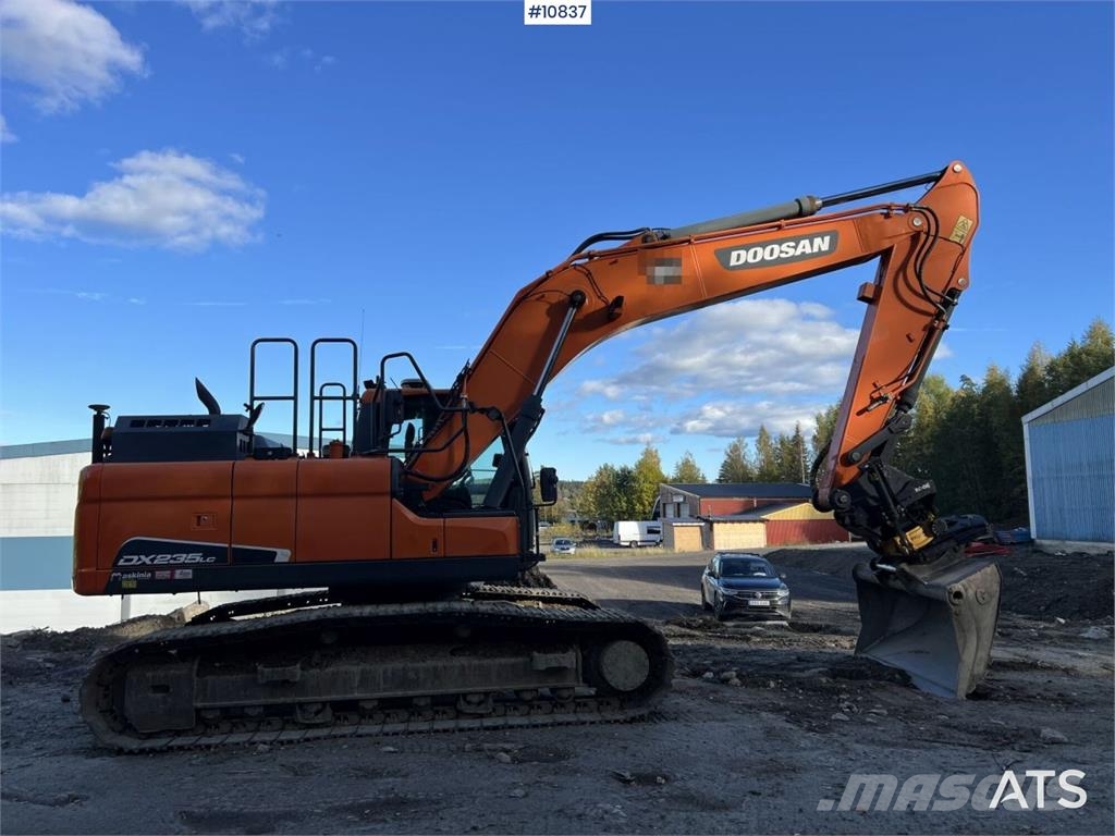 Doosan DX235NLC-5 with Excavation System Roomikekskavaatorid