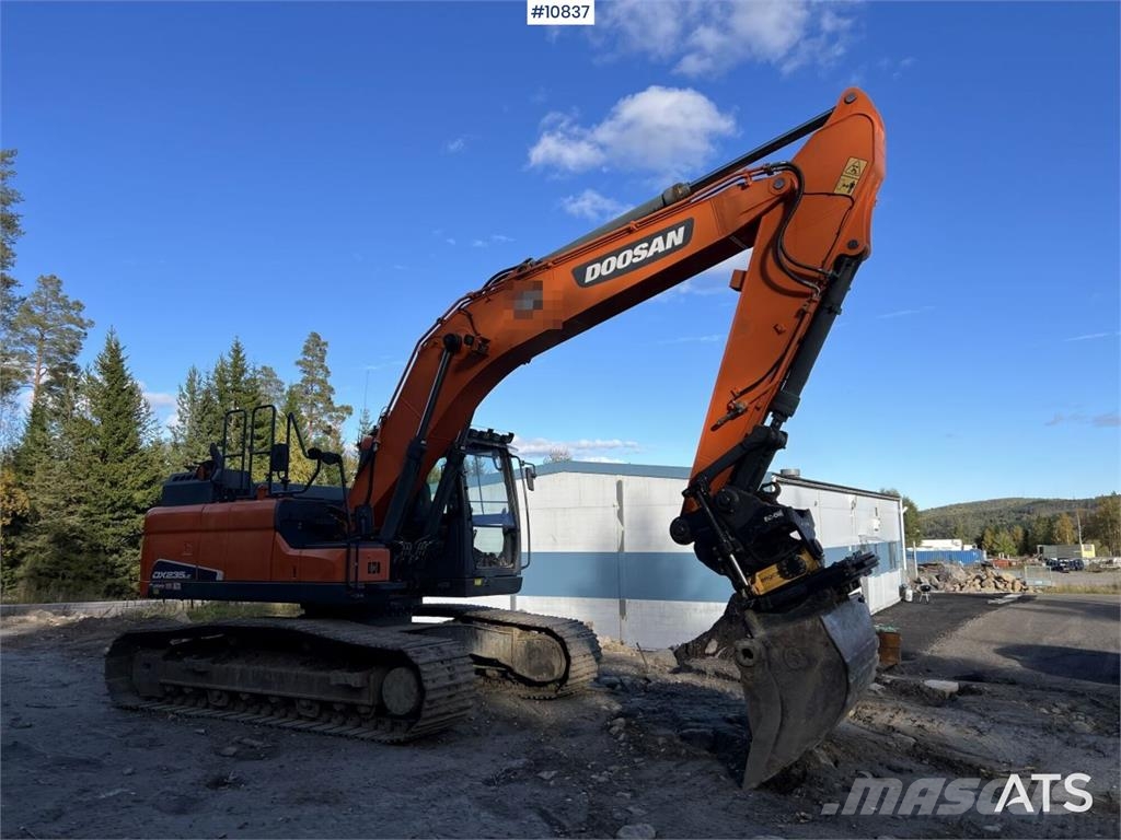 Doosan DX235NLC-5 with Excavation System Roomikekskavaatorid