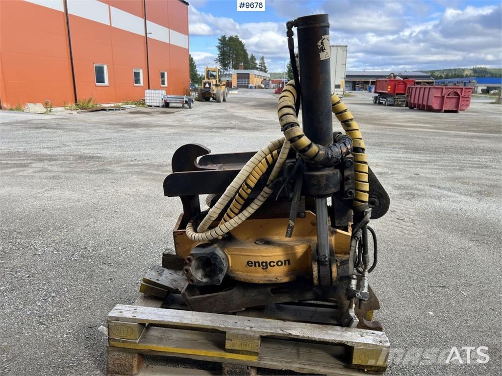 Engcon EC30 Rotortilt with B27 bracket Overige componenten
