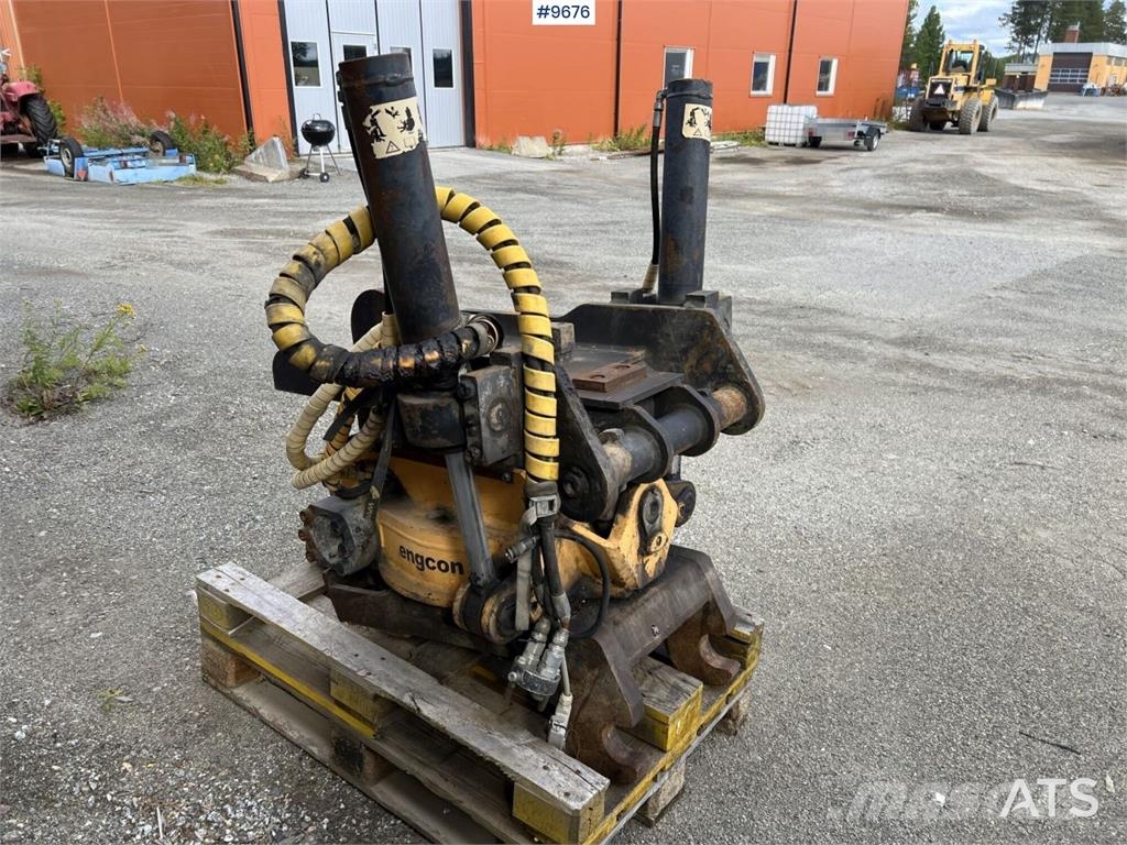 Engcon EC30 Rotortilt with B27 bracket Overige componenten