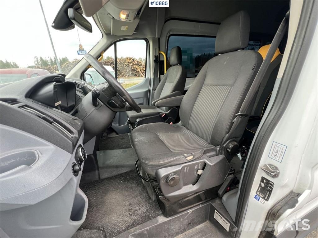 Ford Transit Minibussar
