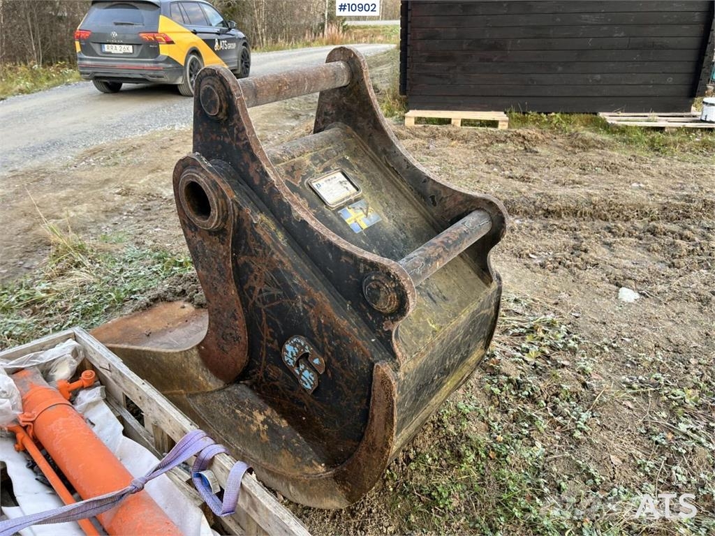 Götene KB620 Narrow Bucket with S70 Mount Skuffer