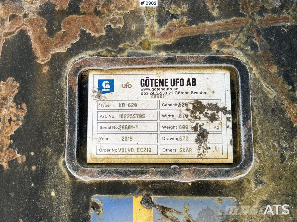 Götene KB620 Narrow Bucket with S70 Mount Skuffer