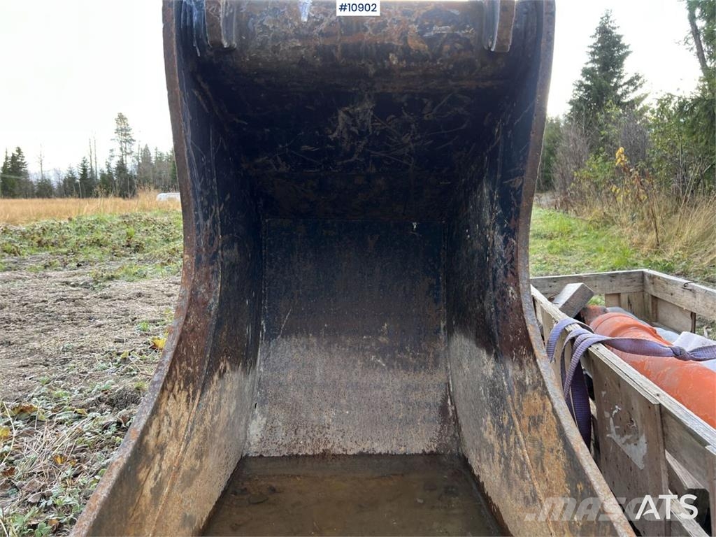 Götene KB620 Narrow Bucket with S70 Mount Skuffer