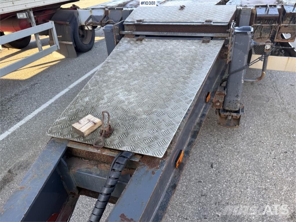 Härryda HLB 240 N Plataforma plana/laterales abatibles