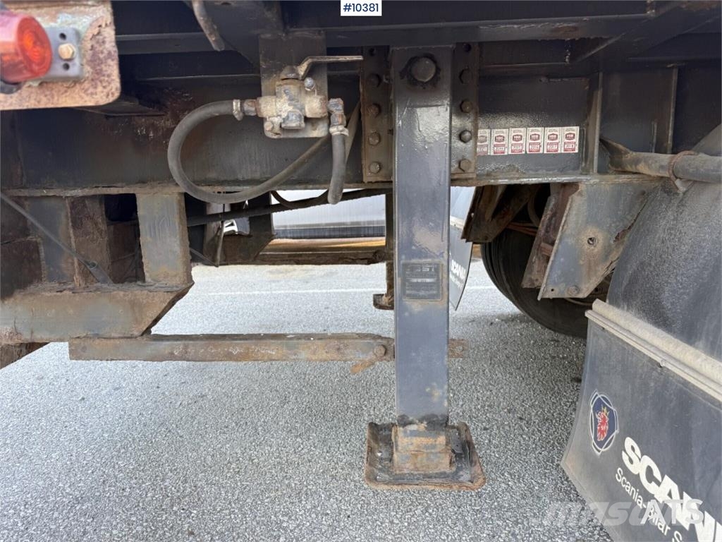 Härryda HLB 240 N Plataforma plana/laterales abatibles