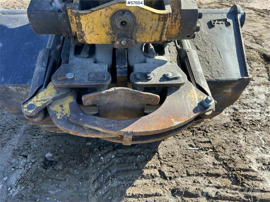 Hitachi ZX 280 LC-3 Excavator with gravel system Excavadoras sobre orugas