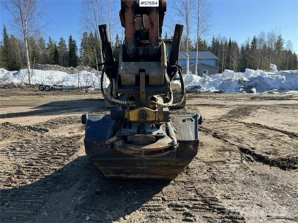Hitachi ZX 280 LC-3 Excavator with gravel system Excavadoras sobre orugas