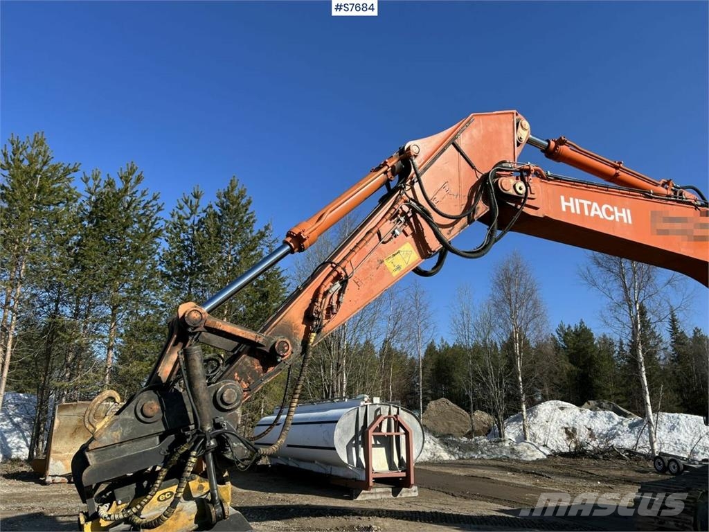Hitachi ZX 280 LC-3 Excavator with gravel system Excavadoras sobre orugas