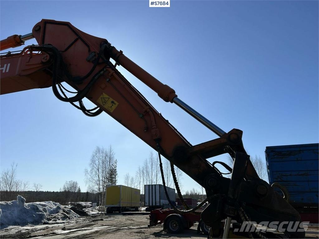Hitachi ZX 280 LC-3 Excavator with gravel system Excavadoras sobre orugas