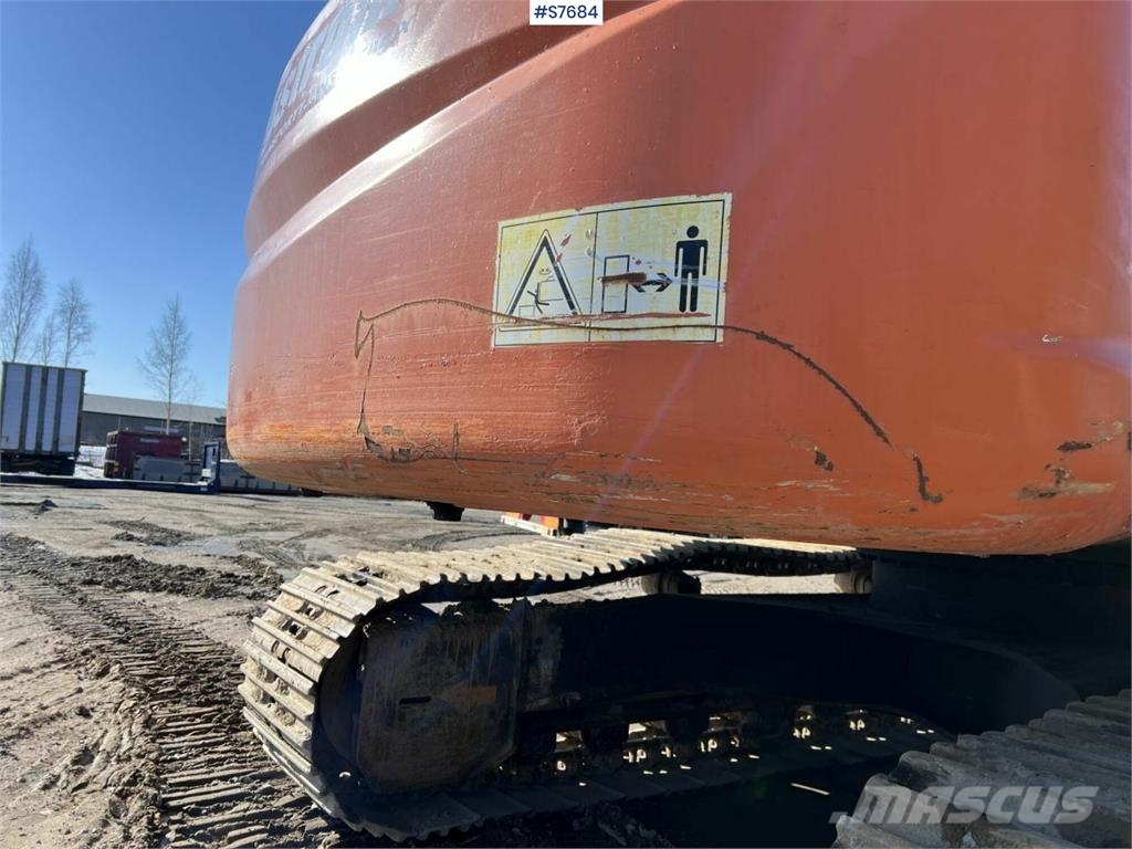 Hitachi ZX 280 LC-3 Excavator with gravel system Excavadoras sobre orugas