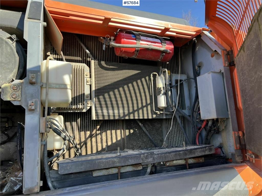 Hitachi ZX 280 LC-3 Excavator with gravel system Excavadoras sobre orugas