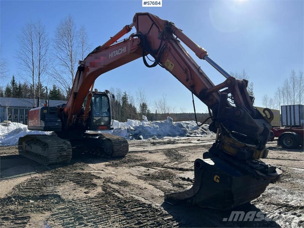 Hitachi ZX 280 LC-3 Excavator with gravel system Excavadoras sobre orugas