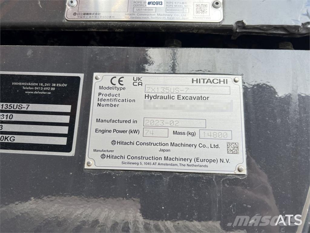 Hitachi ZX135US-7 Crawler Excavator with Attachments Bagri goseničarji