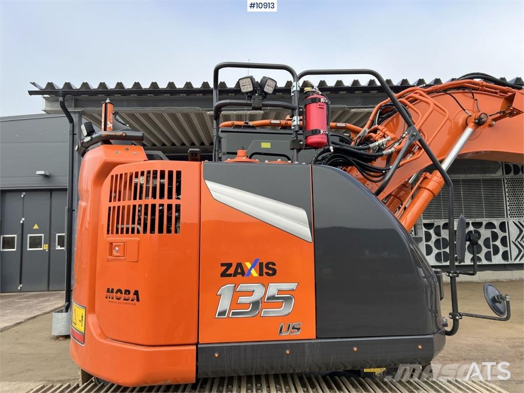 Hitachi ZX135US-7 Crawler Excavator with Attachments Bagri goseničarji