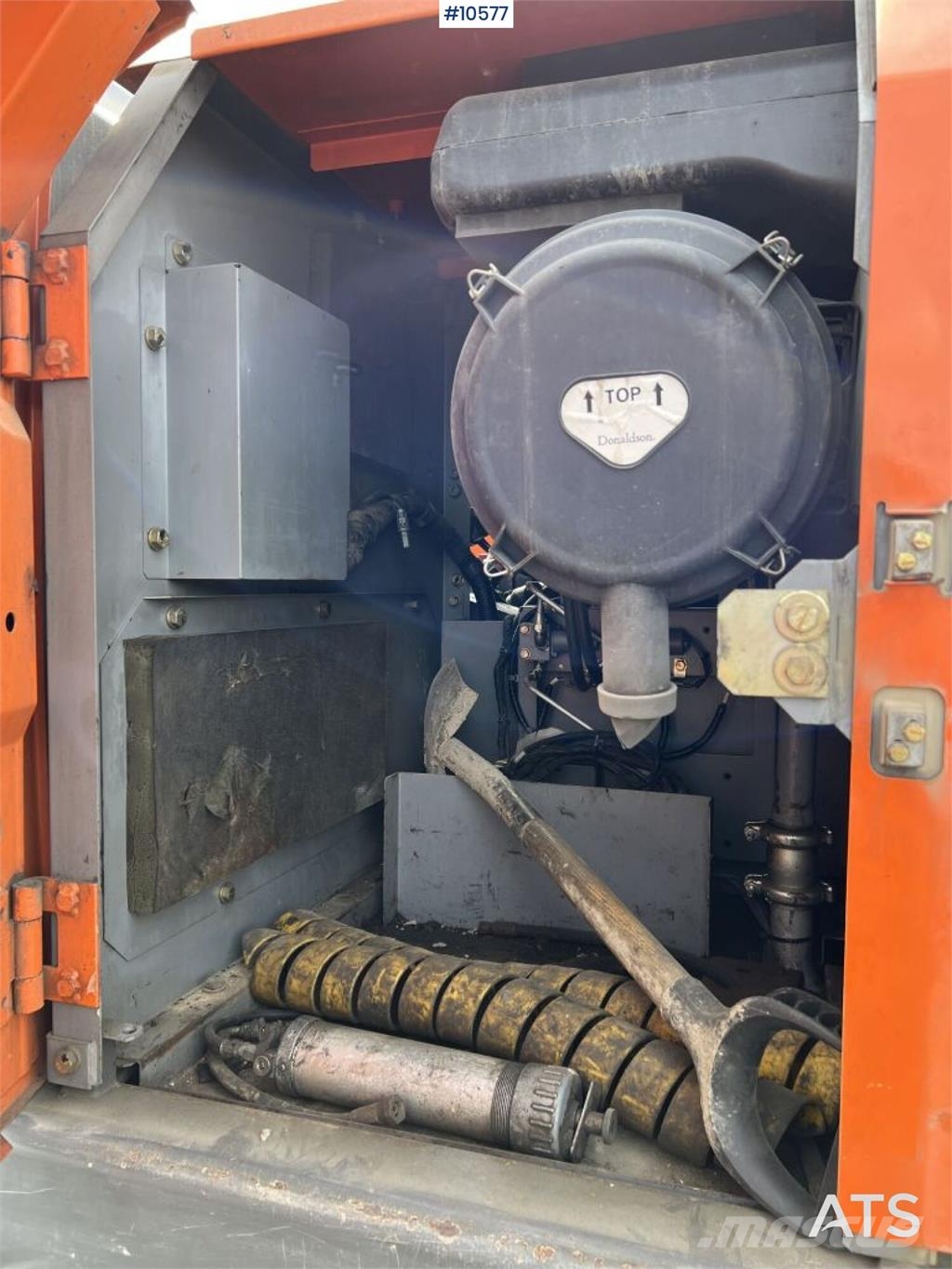 Hitachi ZX250 LC-3 with tiltrotator and bucket 履帶式 挖土機/掘鑿機/挖掘機