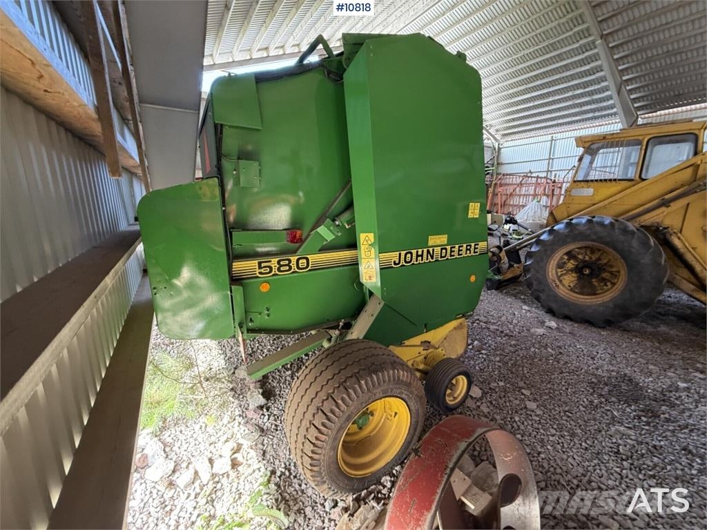 John Deere 580 Round Baler Ronde-balenpersen