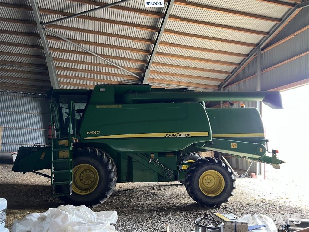 John Deere W540 حصادات