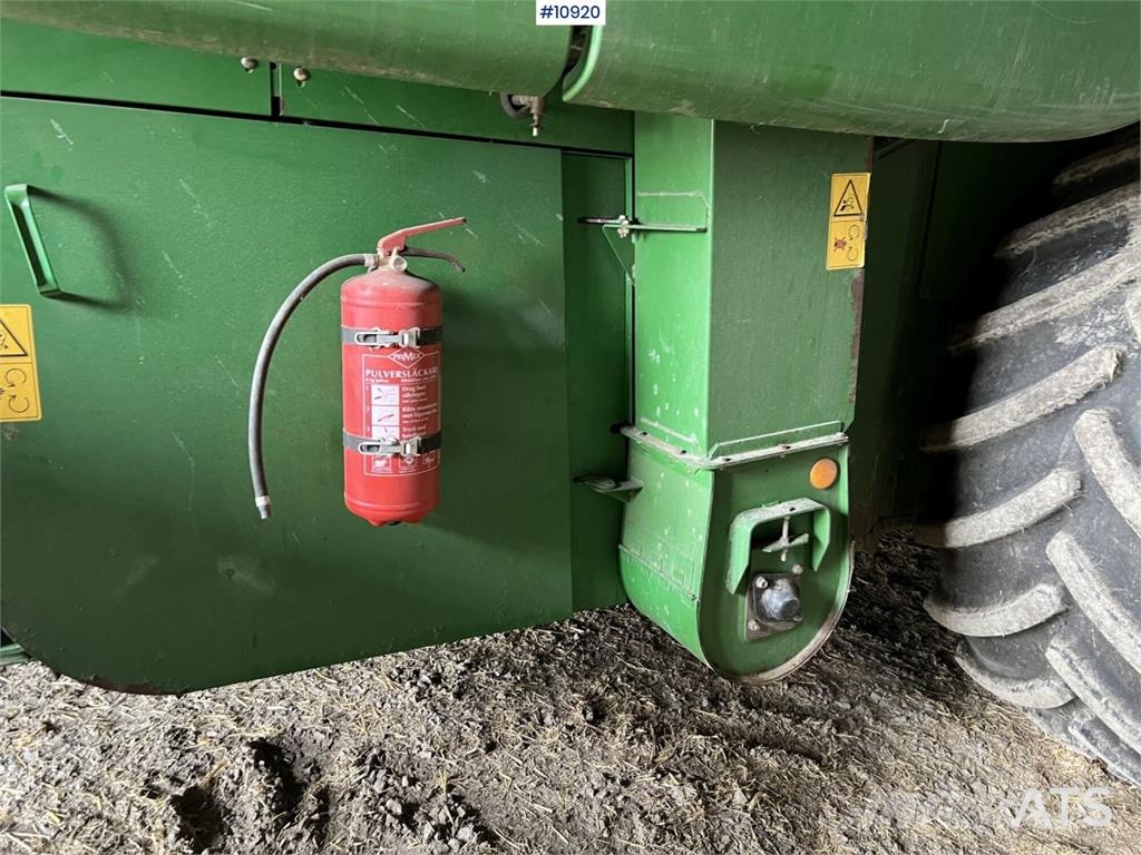 John Deere W540 حصادات
