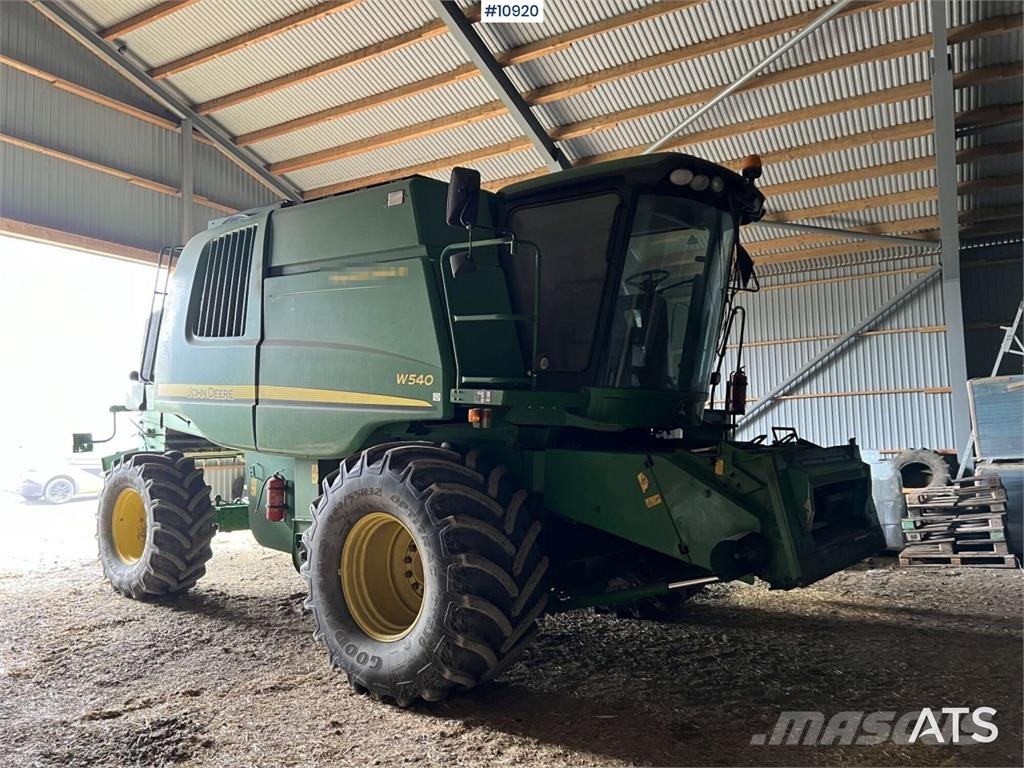 John Deere W540 حصادات