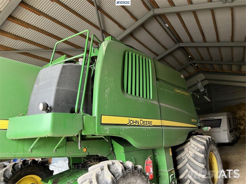 John Deere W540 حصادات