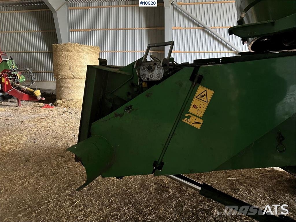 John Deere W540 حصادات