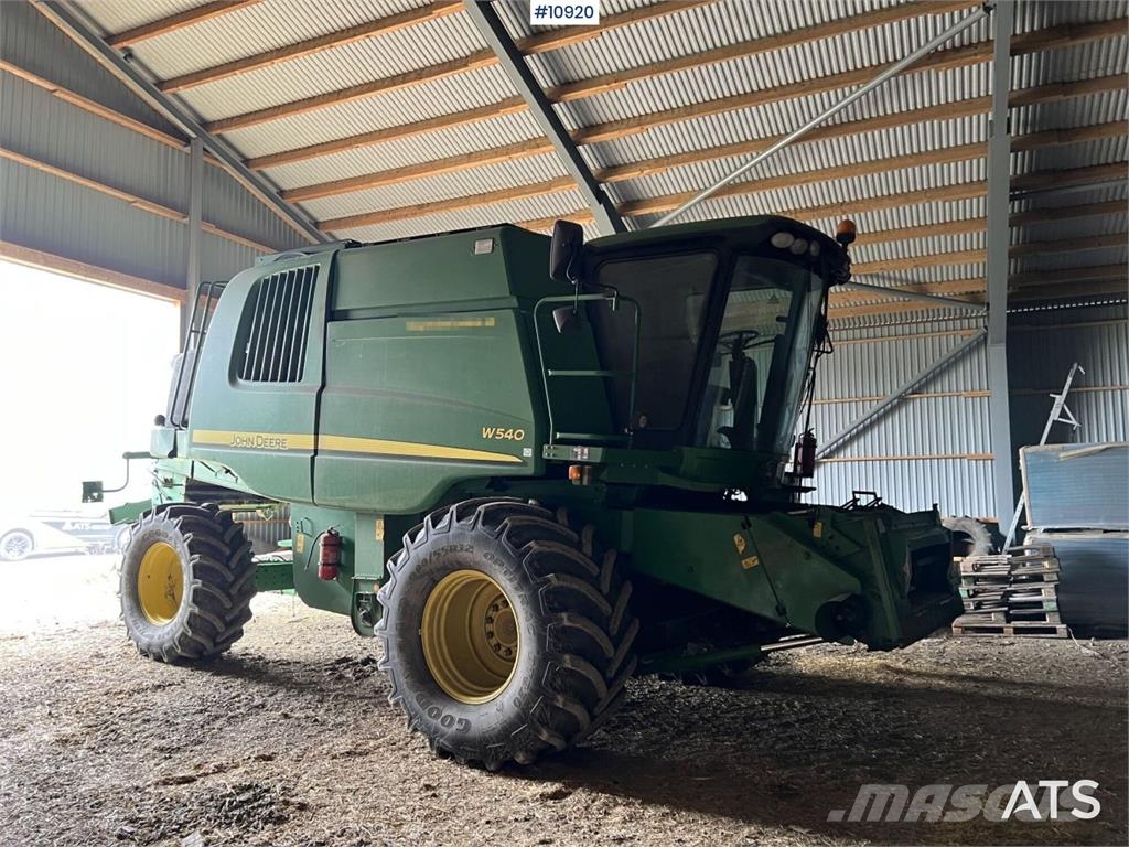 John Deere W540 حصادات