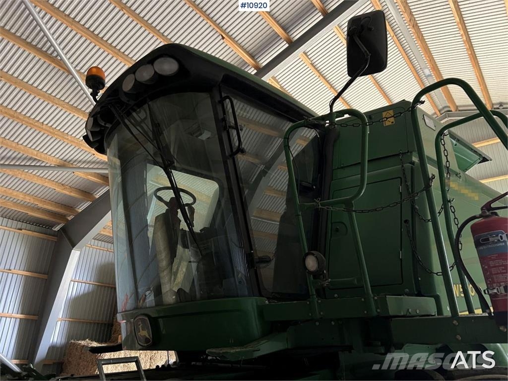 John Deere W540 حصادات