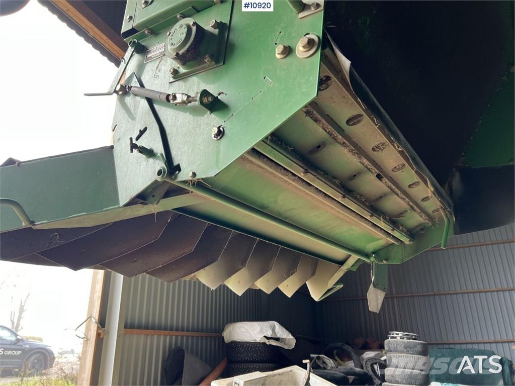 John Deere W540 حصادات