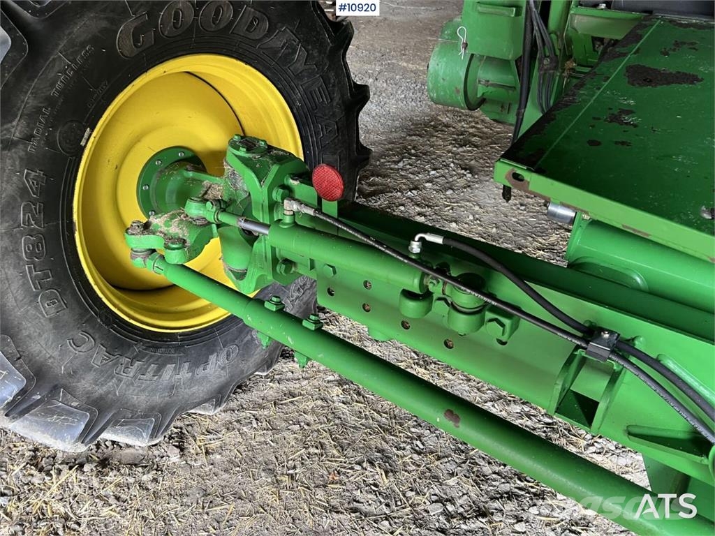 John Deere W540 حصادات
