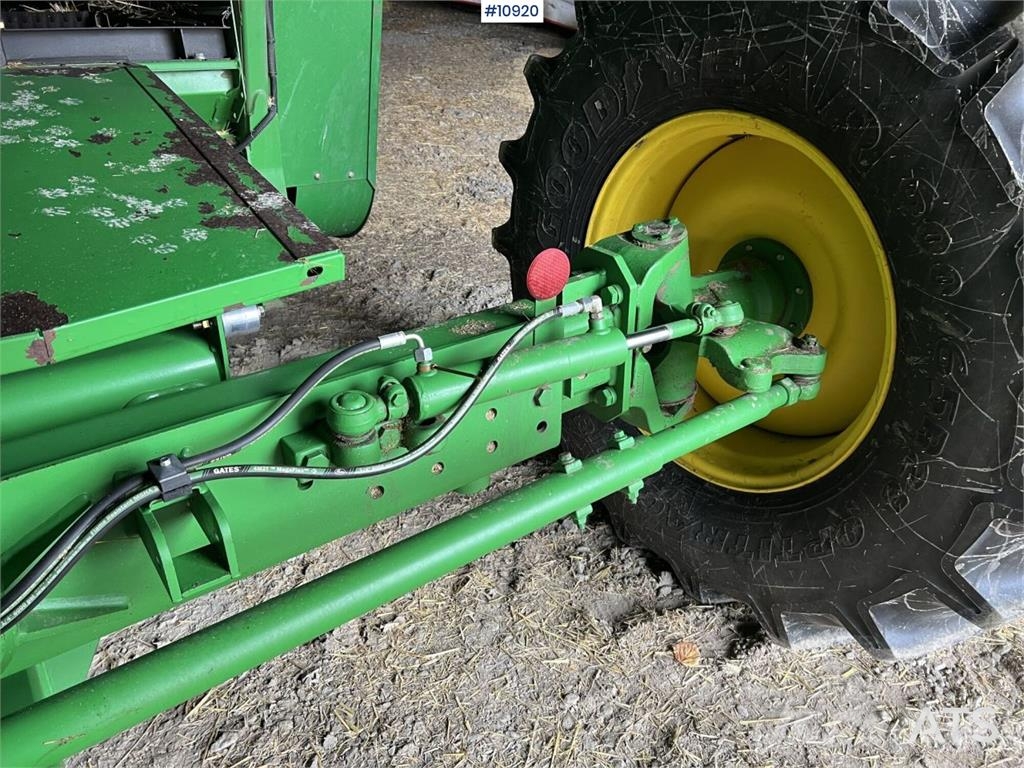 John Deere W540 حصادات