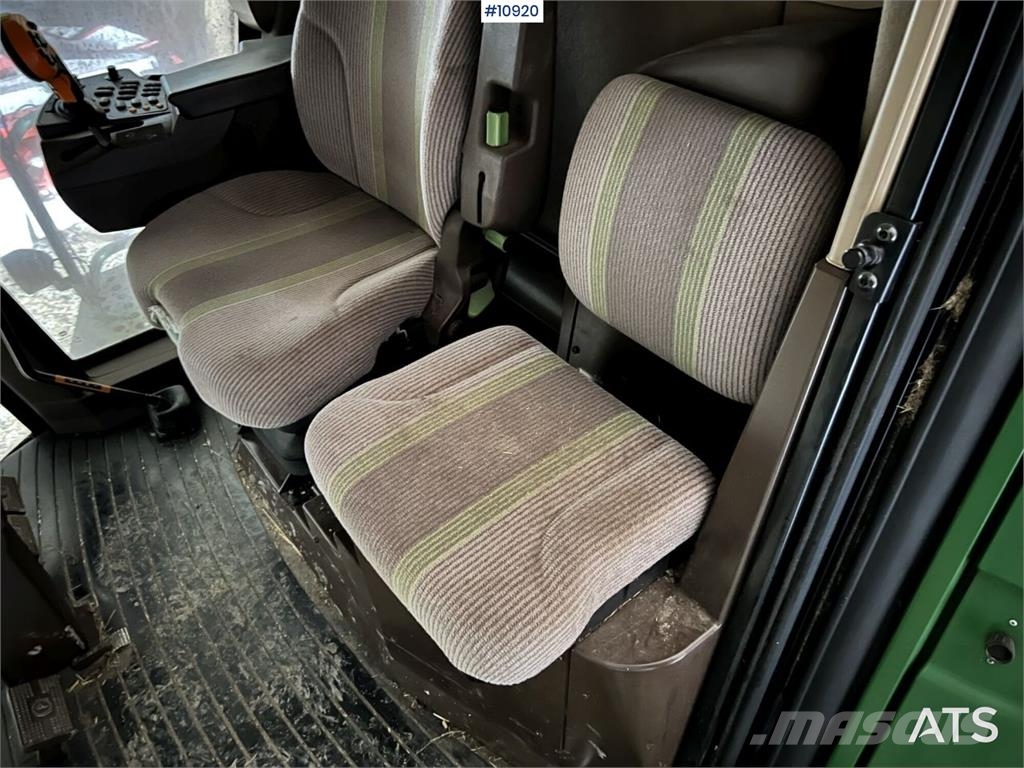 John Deere W540 حصادات