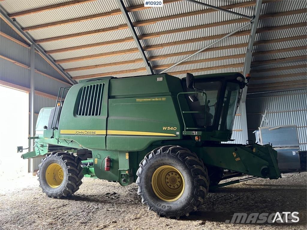 John Deere W540 حصادات