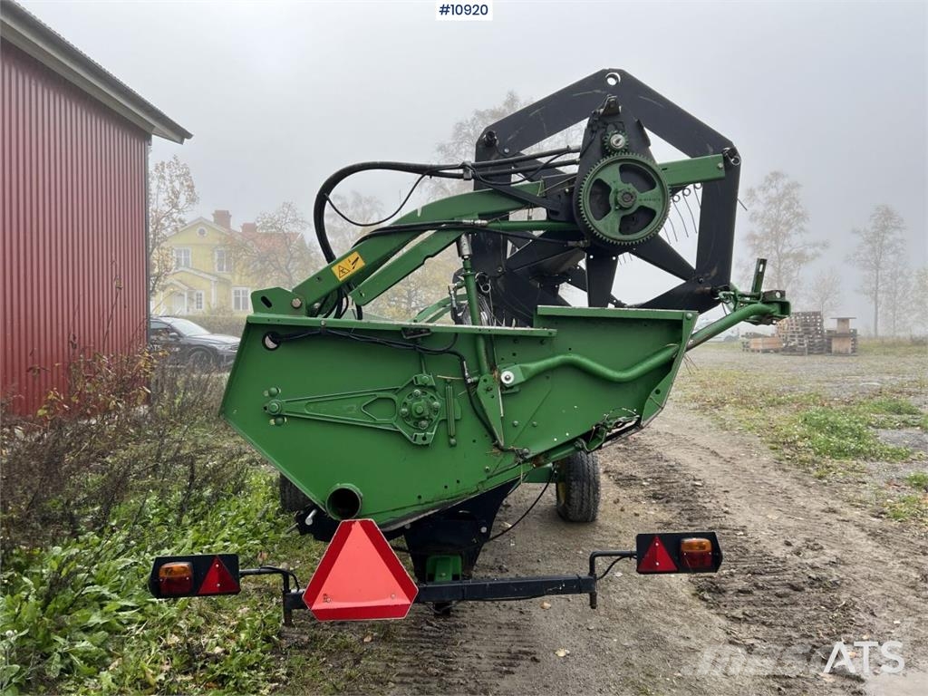 John Deere W540 حصادات