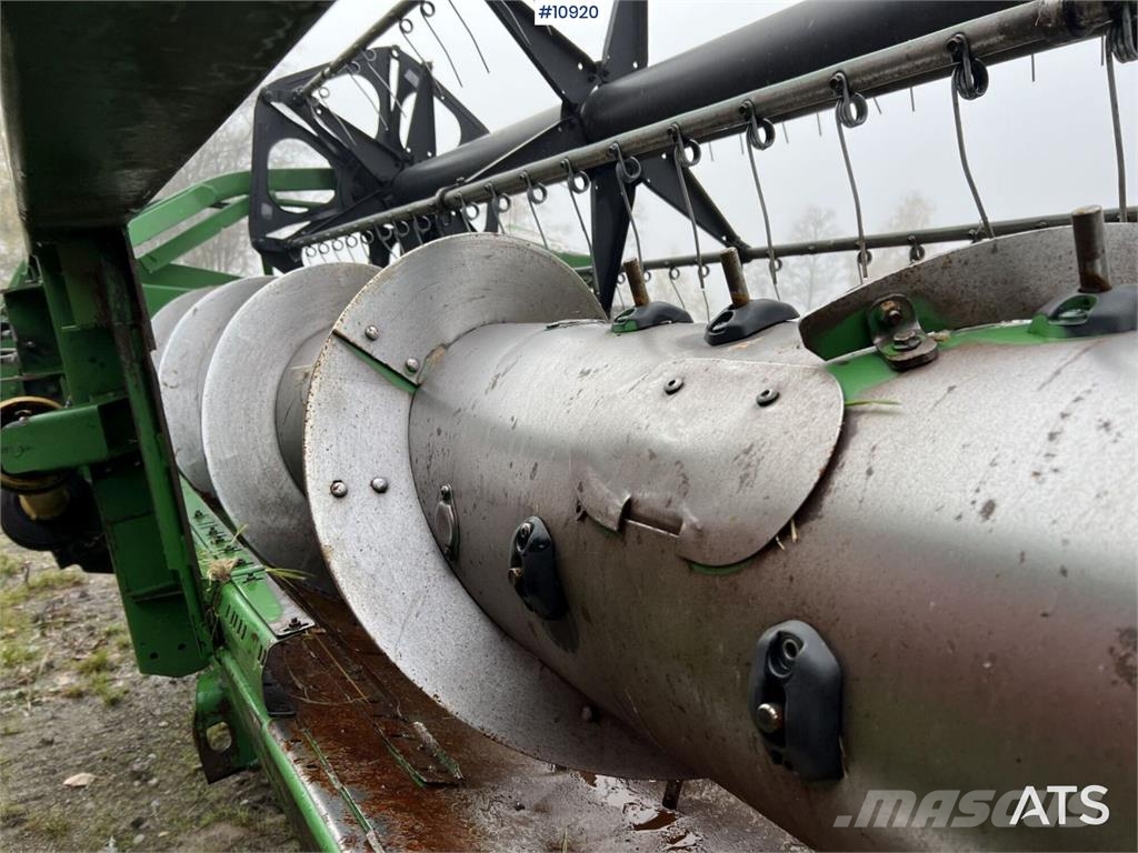 John Deere W540 حصادات