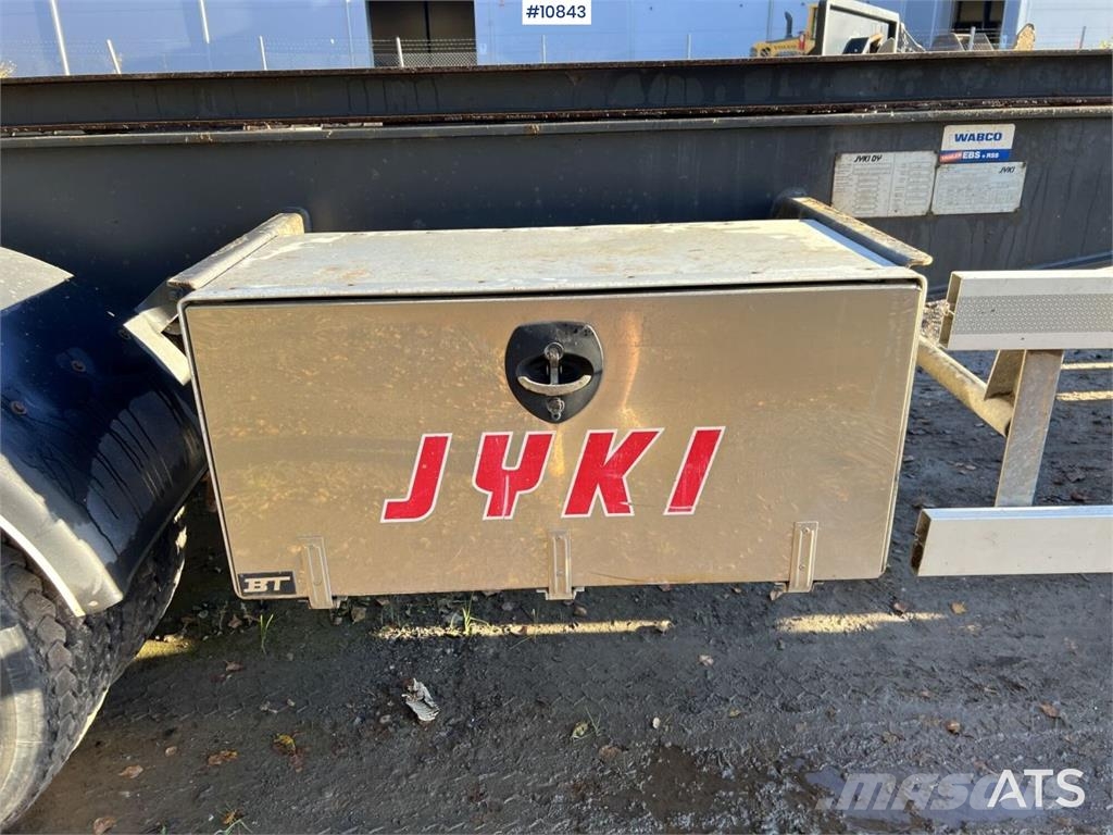 Jyki V31-WT Citas piekabes