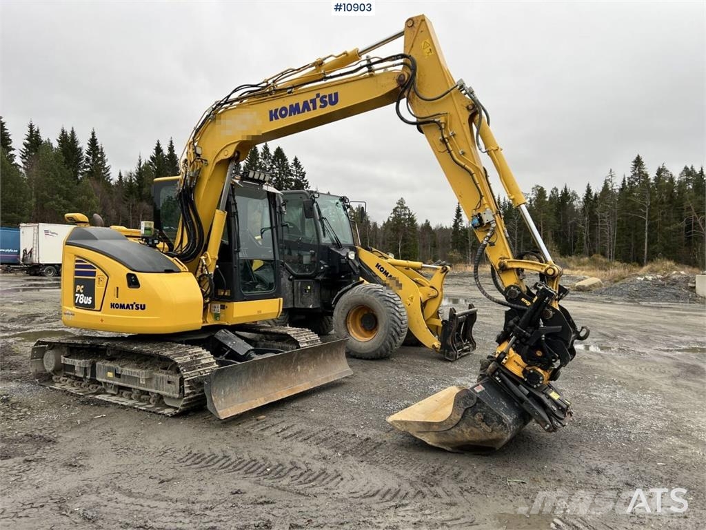 Komatsu PC78US with Bucket Crawler excavators