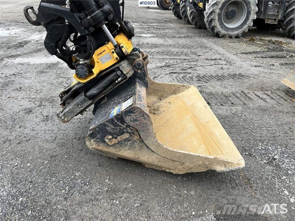 Komatsu PC78US with Bucket Crawler excavators