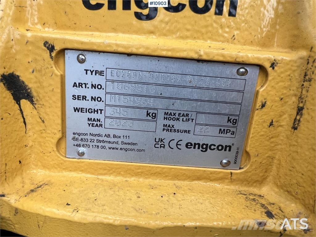 Komatsu PC78US with Bucket Crawler excavators