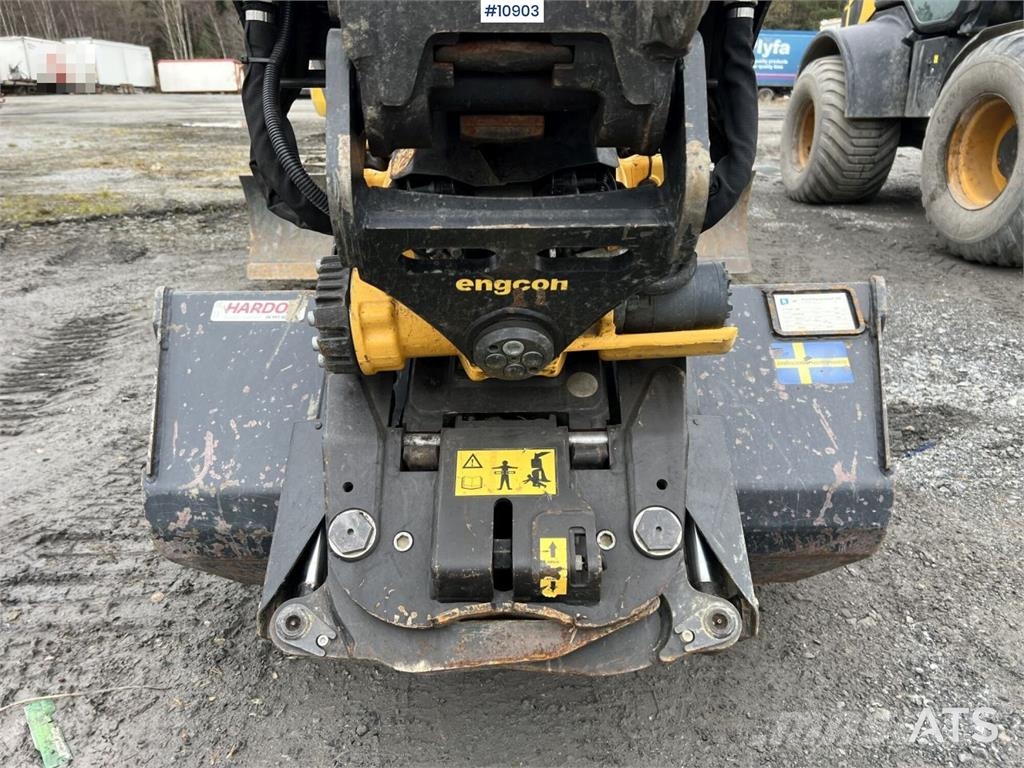 Komatsu PC78US with Bucket Crawler excavators