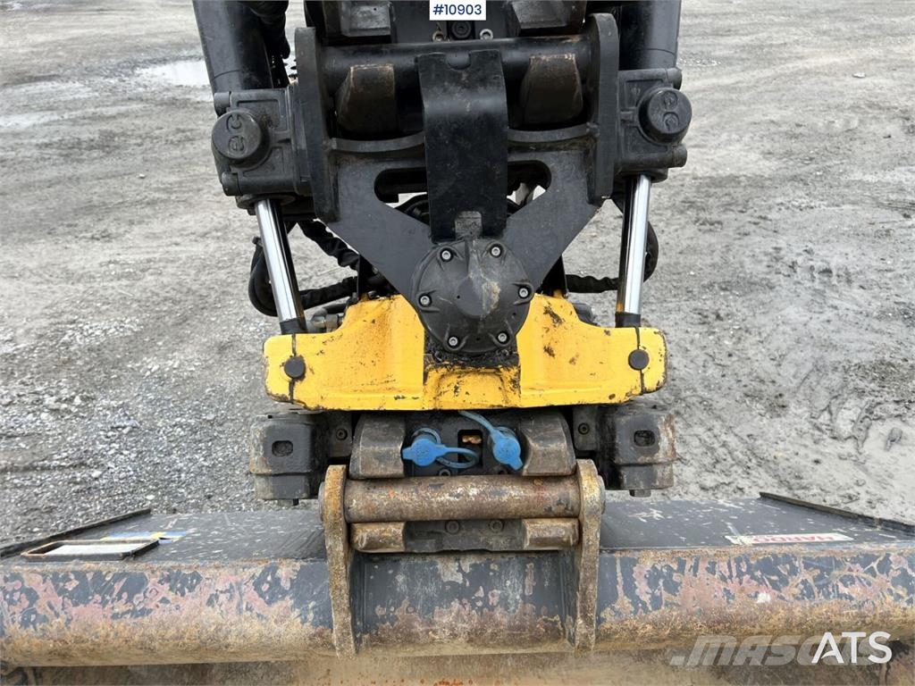 Komatsu PC78US with Bucket Crawler excavators