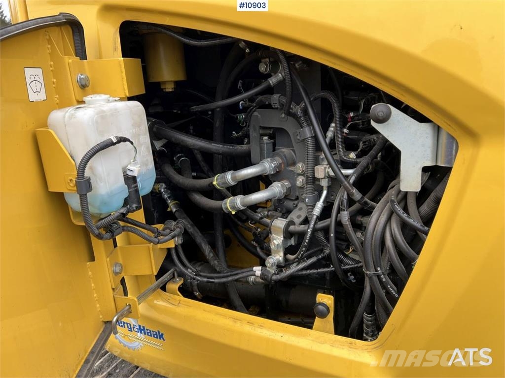Komatsu PC78US with Bucket Crawler excavators