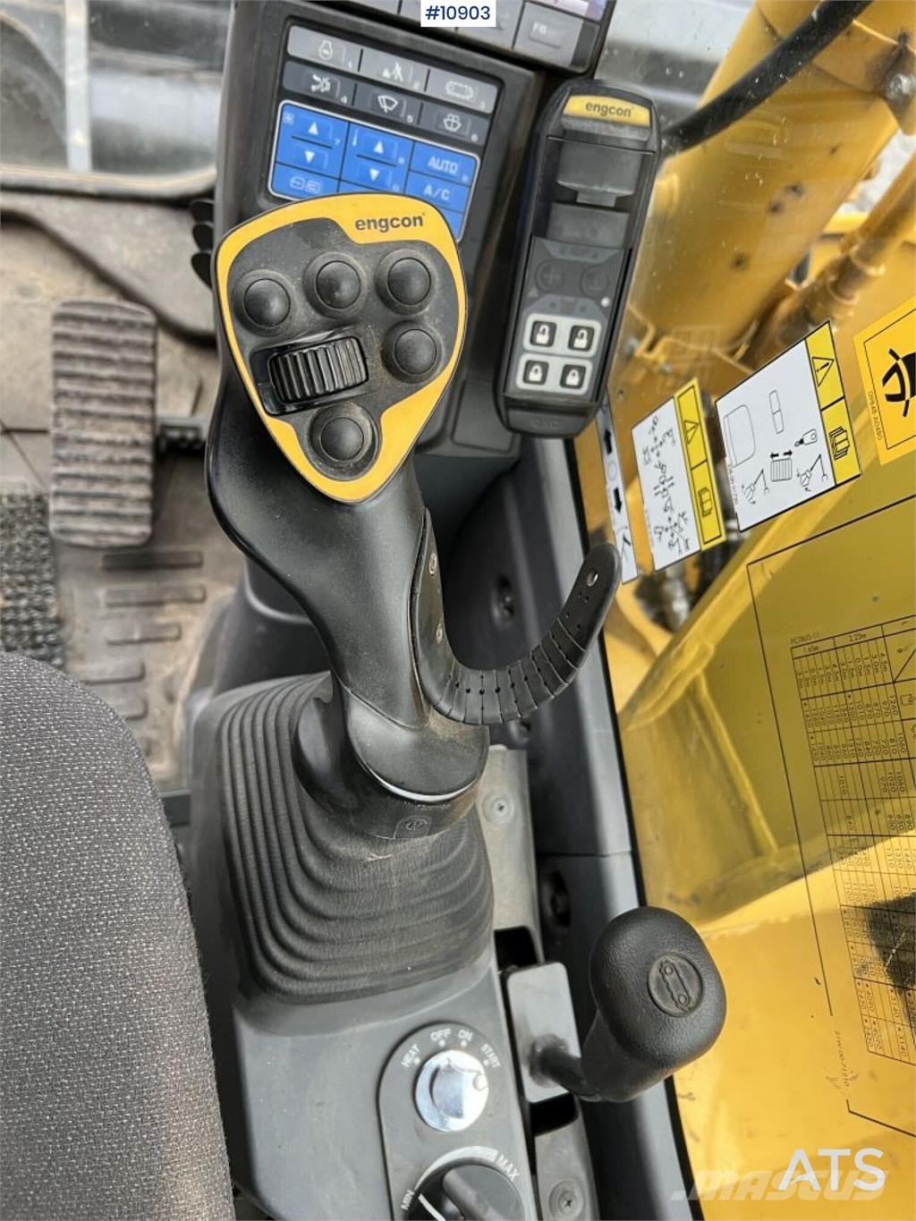 Komatsu PC78US with Bucket Crawler excavators