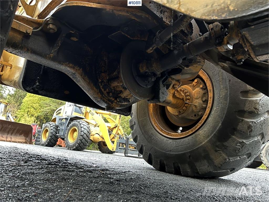 Komatsu W90-3 Wheel Loader Rataslaadurid