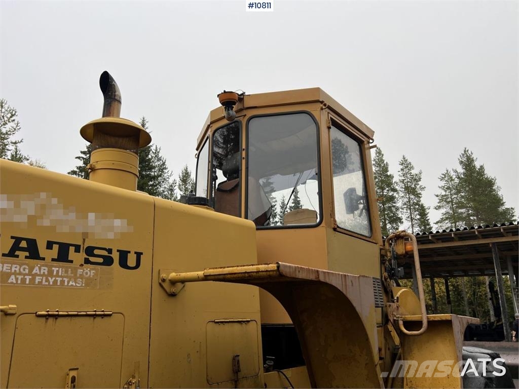 Komatsu W90-3 Wheel Loader Rataslaadurid