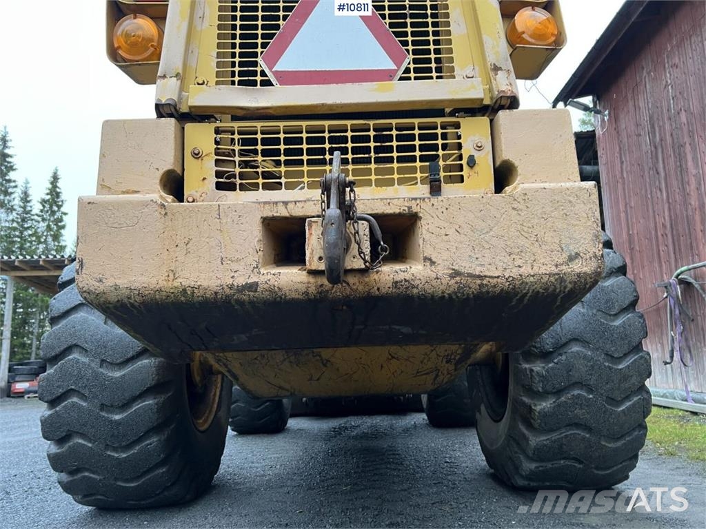 Komatsu W90-3 Wheel Loader Rataslaadurid
