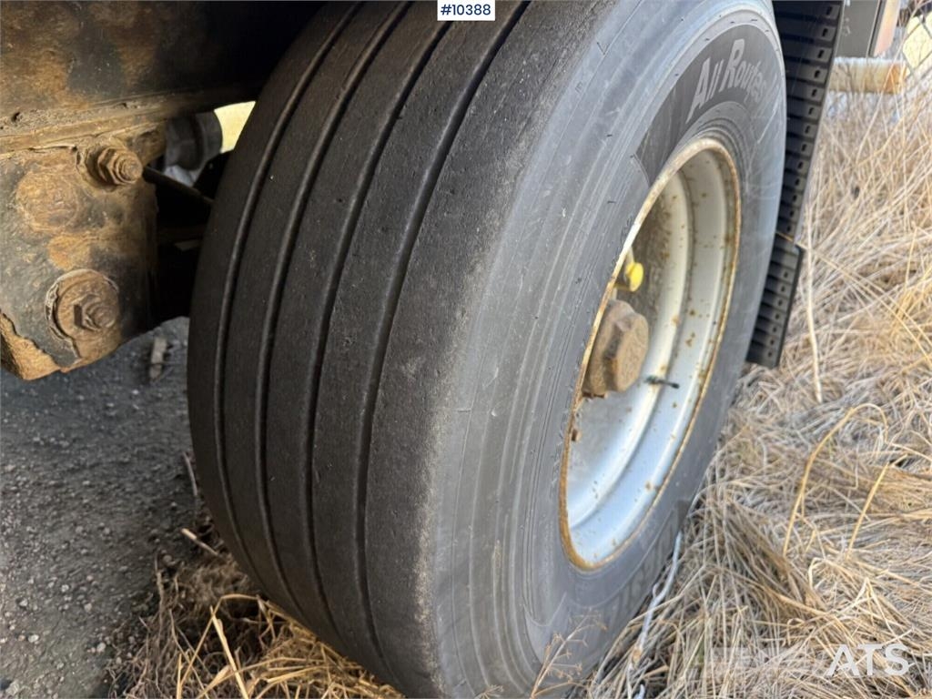 Krone SD Refrigerated and Freezer Trailer Kühlauflieger